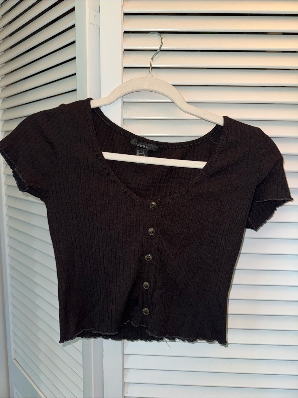 Forever 21 Black Ribbed Button-Down Crop Tee